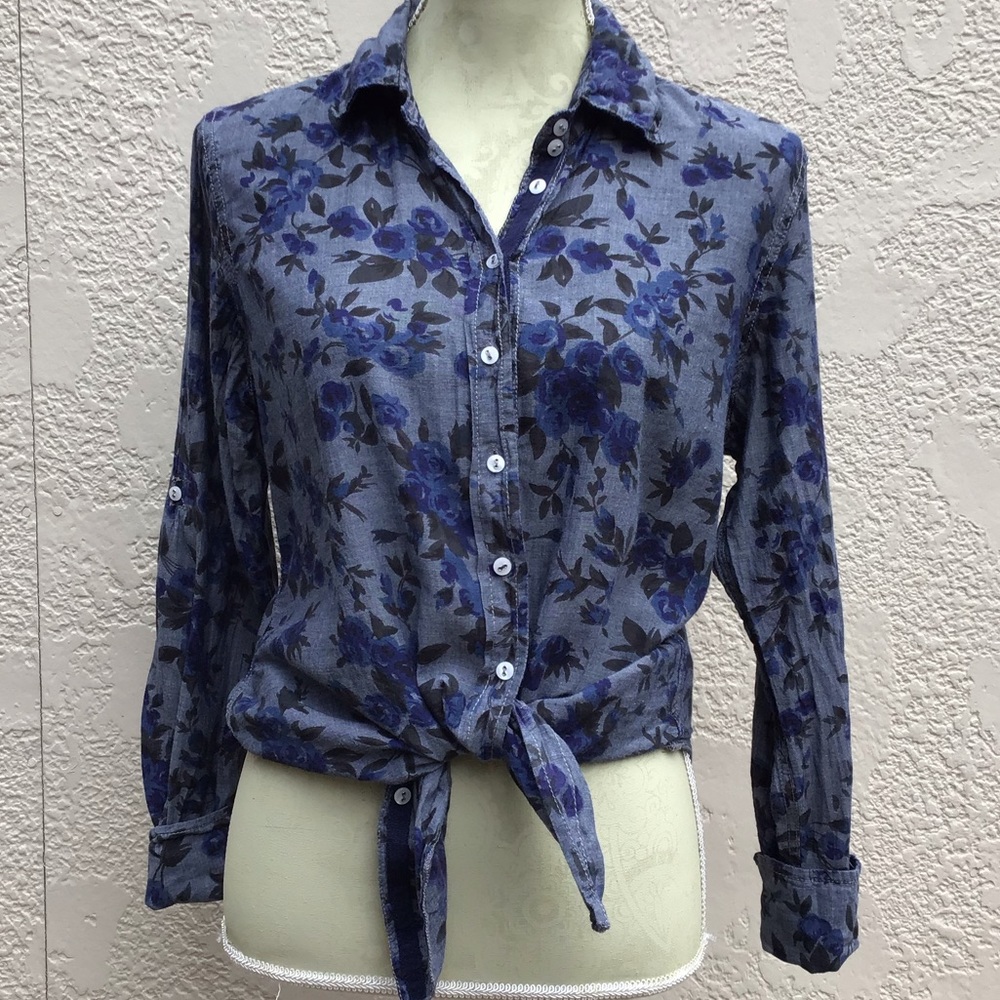 Maybe for Amy❤️ CUNO from Sundance button up casual top